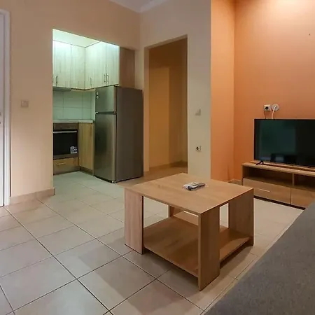 Private Near Village 1f Apartment *