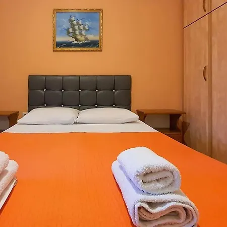 Private Near Village 1f Apartment Gouvia